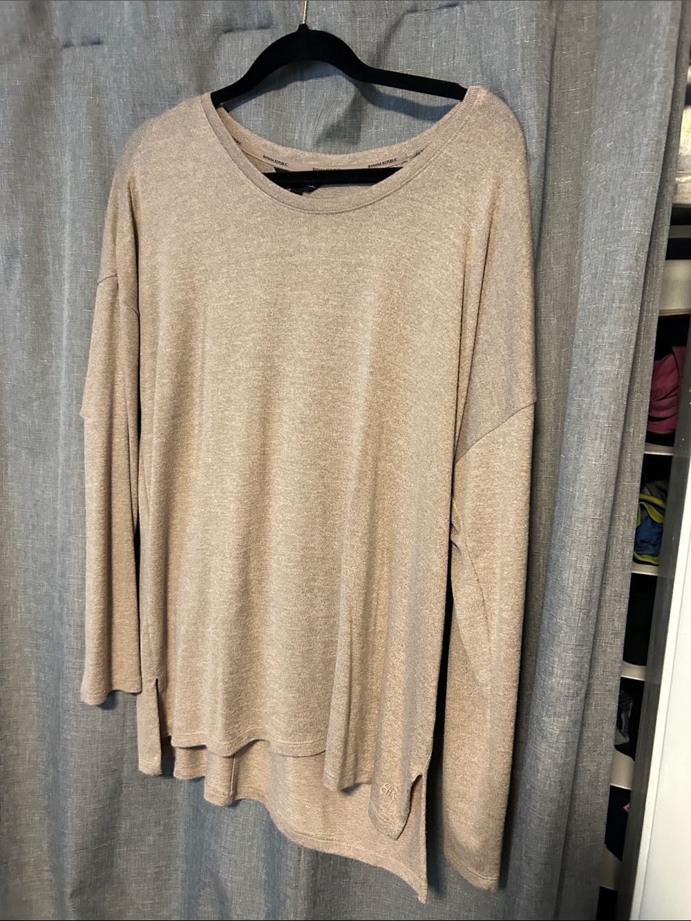 Banana Republic Oversized Long Sleeve Top in Light Taupe